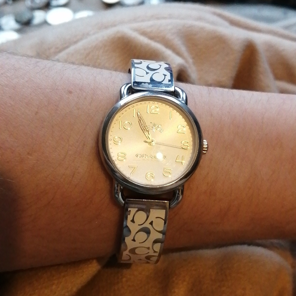 Coach Watch